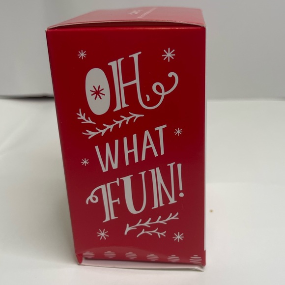 Mischievous Kittens Series In A Wreath Hallmark 2017 Keepsake Ornament #19 EUC - Picture 9 of 10